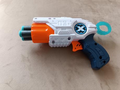Detská pistoľ xshot,