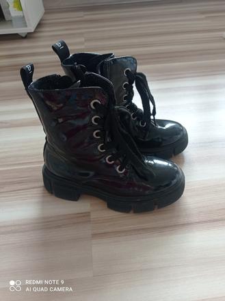 Dievčenské topánky, 31