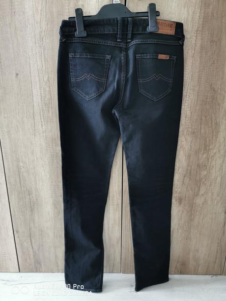 Dámske čierne rifle mustang, mustang,30