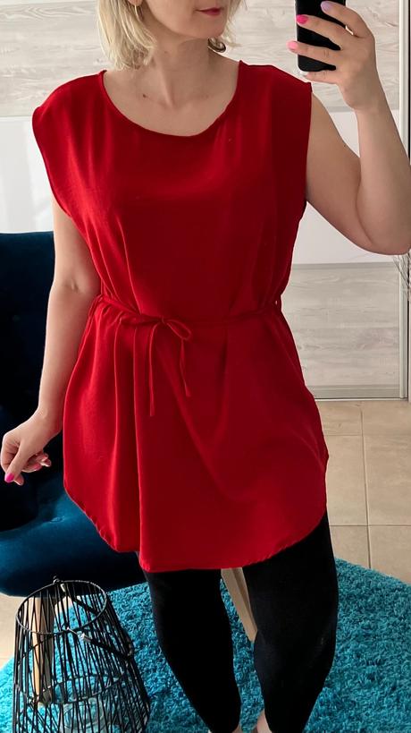 Dámska tunika s opaskom červená,