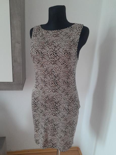 Tigrované šaty veľkosť l, stradivarius,l