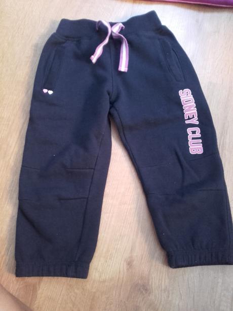 Tepláky, authority,98