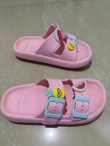 Krásne šľapky, sinsay,32