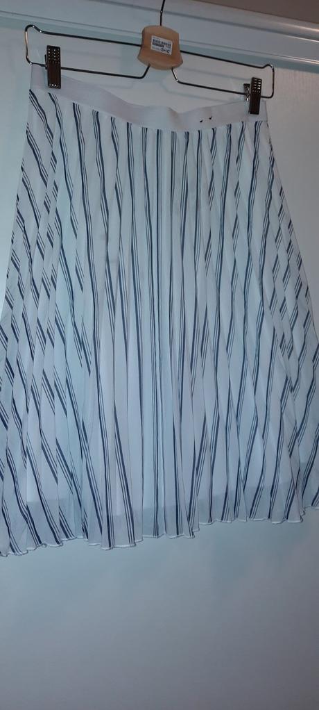 Sukňa, atmosphere,40