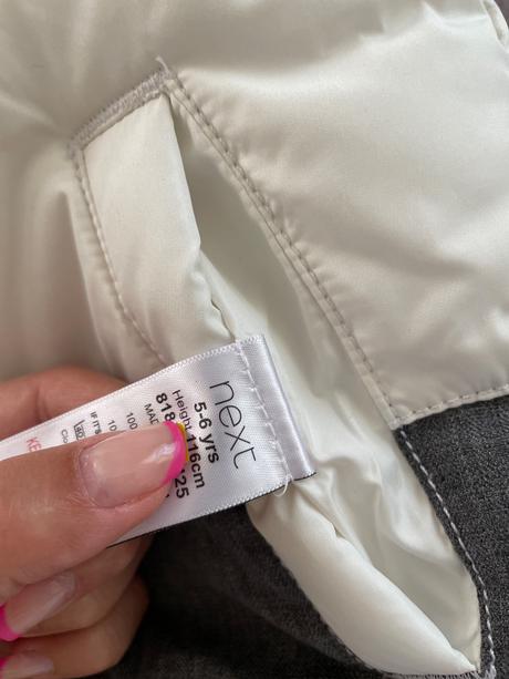 Next vesta, next,116