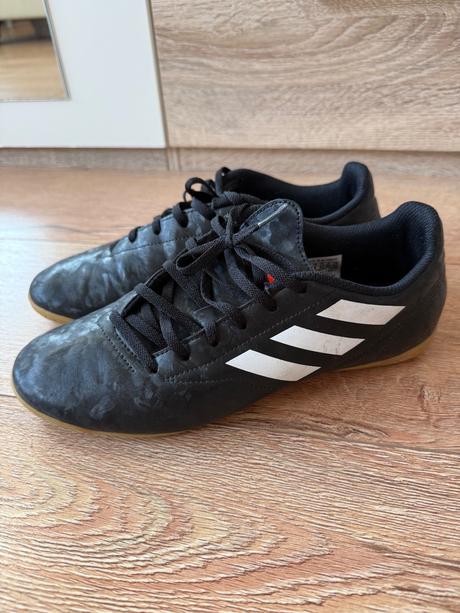 Tenisky - halovky, adidas,41