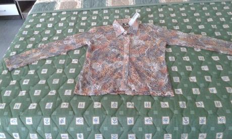 Spoločenská čipkovaná blúzka, 44