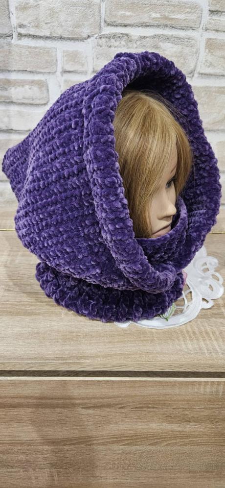 Predám handmade hačkované čiapky, deky, oblečenie, <50