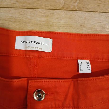 Červené elastické rifle s vysokým pásom, tchibo,48