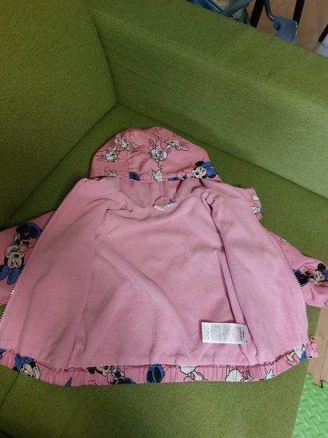 Prechodná vetrovka, disney,80