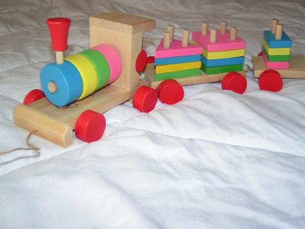Drevený vláčik,