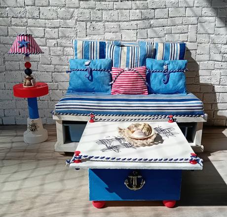 Obývačka pre barbie v námorníckom štýle,