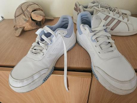 Adidas, adidas,39