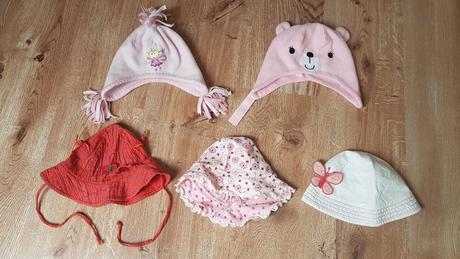 Čiapky a klobúky, 74