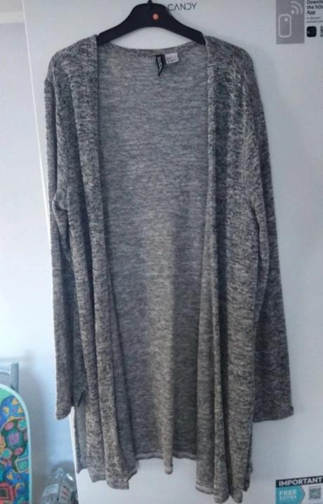 Balík oblečenia s-m, m