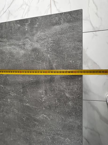 Bielosivy konferenčný stolik, 