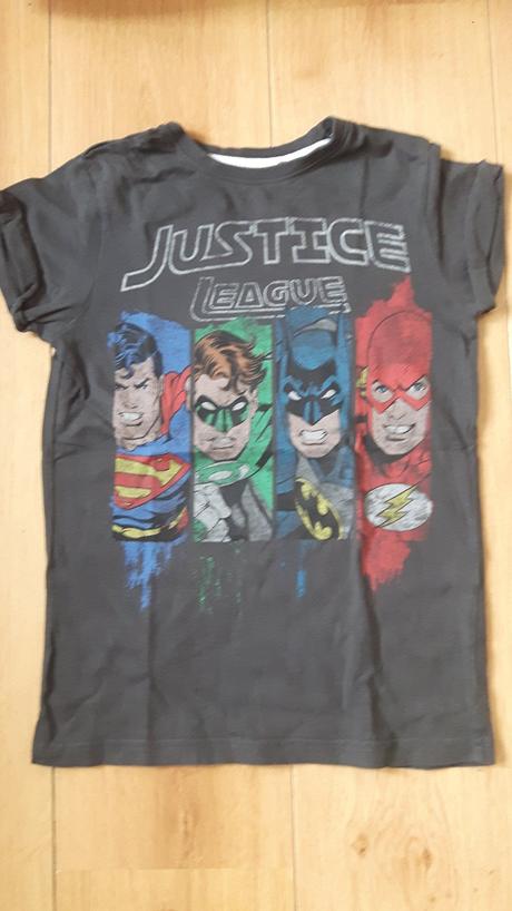Justice league, next,122