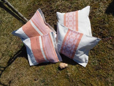 Vankúše ľanové s hnedo oranžovím motývom,, 