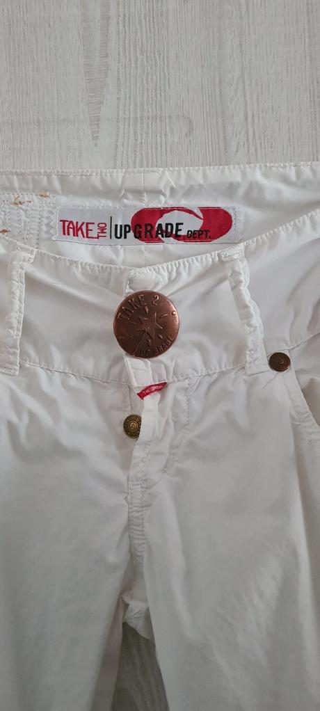 Športové letné 3/4 nohavice zn take two, 38