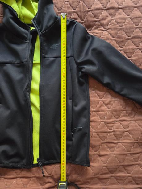 Softschellova bunda zn. 4f veľ. 134, 134