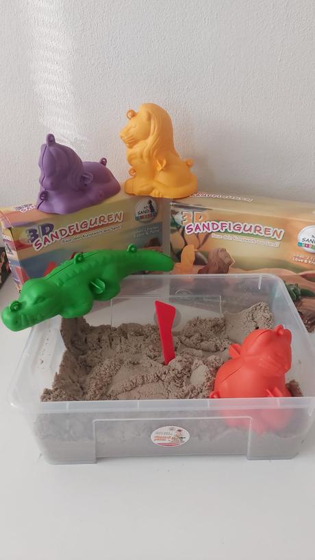 Kinetický piesok 4,5 kg + formy zvierat, 