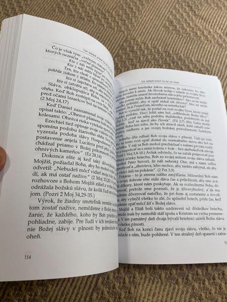 Náboženská literatúra iný pohľad na boha. sluhovia,