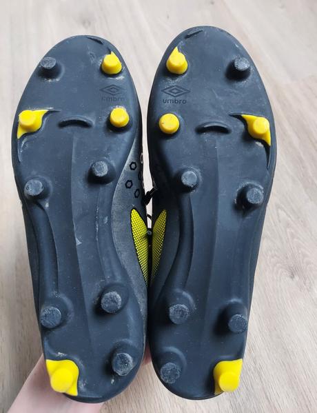 Kopačky na trávu umbro, 34