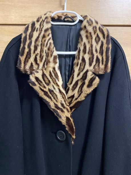 Čierny dlhý kvalitný kabát, m