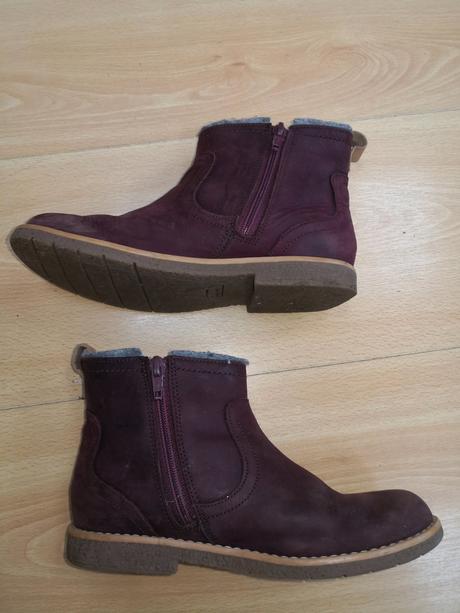 Bordove zateplene kozene cizmicky, clarks,32