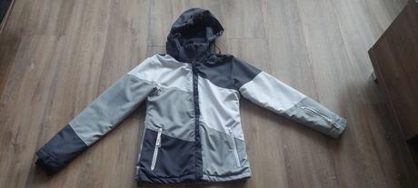 Zimna bunda, authority,s