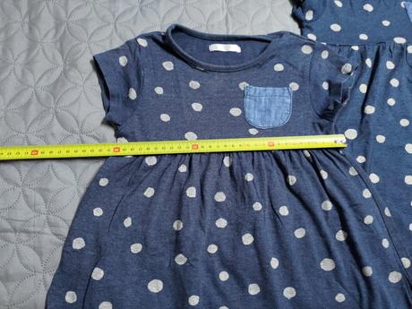 2x bodkovane saty s vreckom, cena spolu za oboje, 110