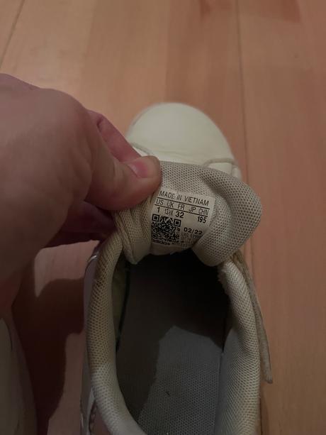 Adidas tenisky, adidas,32