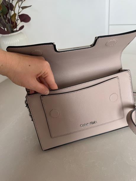 Calvin klein crossbody kabelka, calvin klein