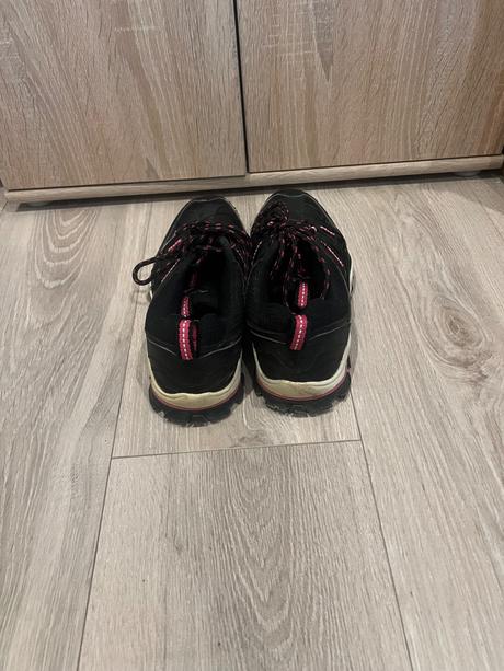 Turistická obuv, 39