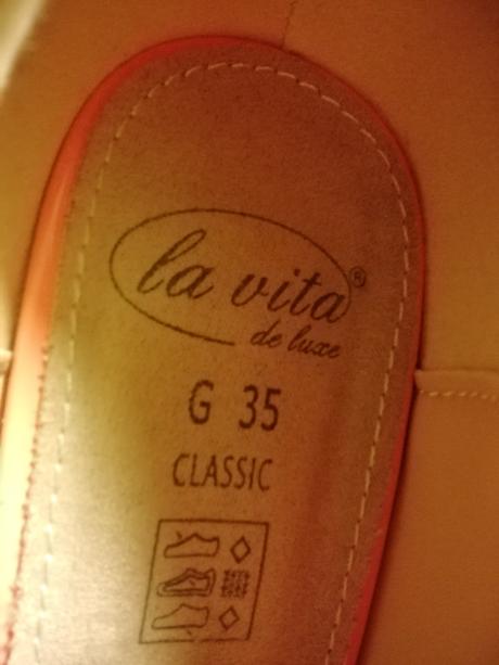 Lodičky / cena s poštovným /, 35