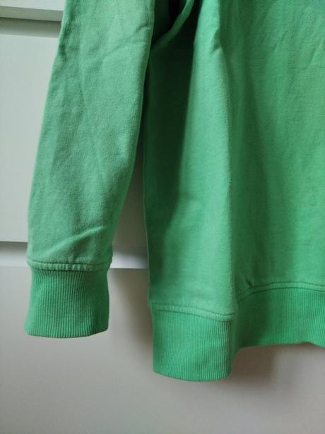 Zelená mikina, 146