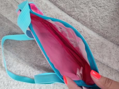 Kabelka a kozmetická taštička,