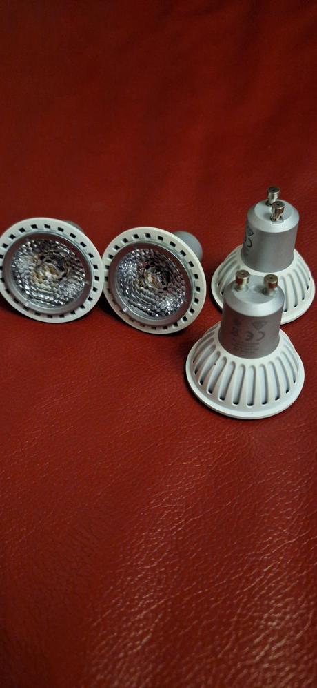 Led žiarovka s päticou gu10., 