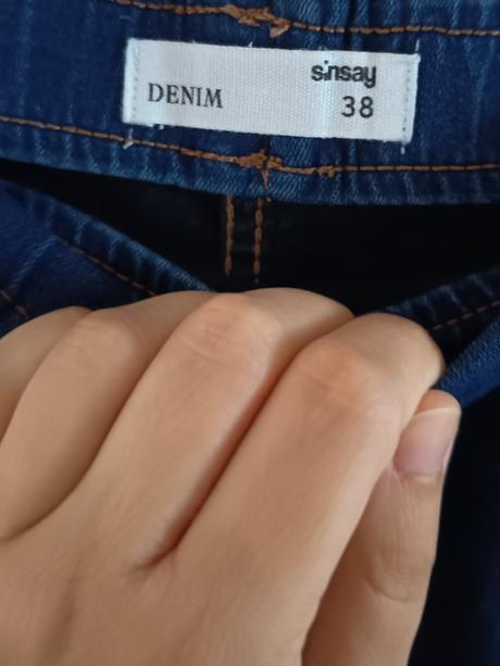 Obtiahnutá riflová midi sukňa, sinsay,m