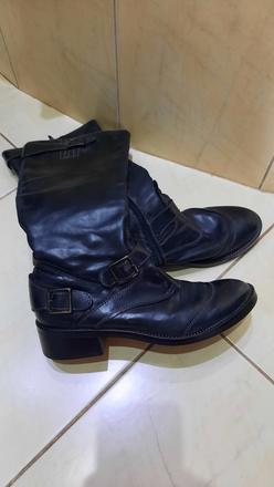 Čierne talianske kožené cizmy vera gomma, 38