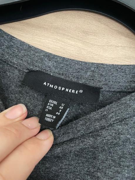 Sive tricko, atmosphere,40