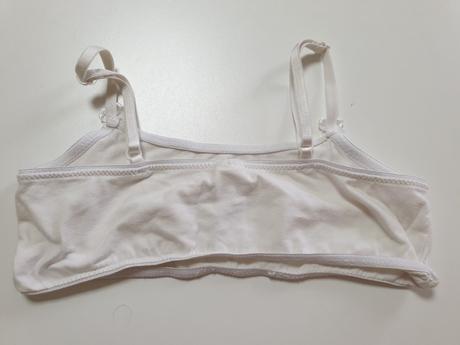 2 dievčenské podprsenky v. 140, pepperts,134