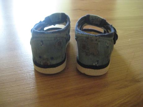 Papučkové sandálky, vn. dĺžka 13 cm, rak,20