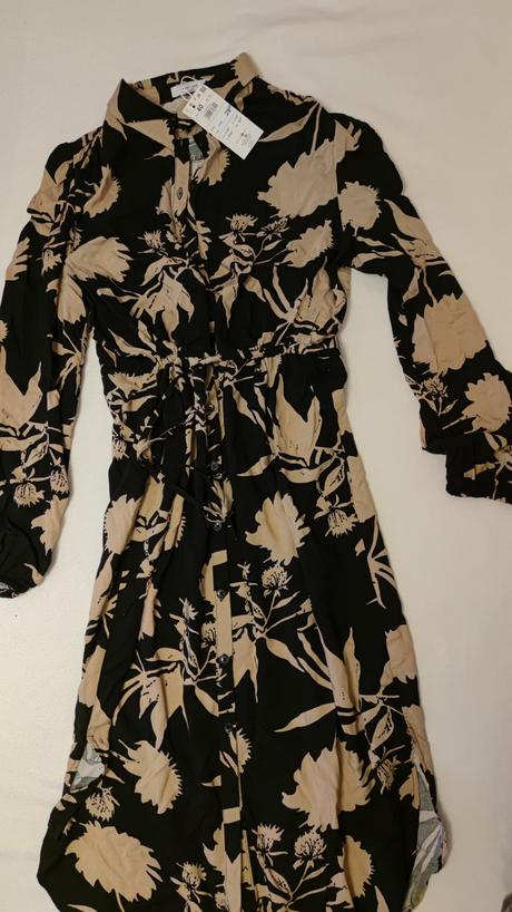 Šaty nenosené, reserved,40