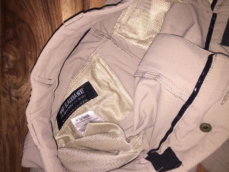 Značkové kraťasy, 34