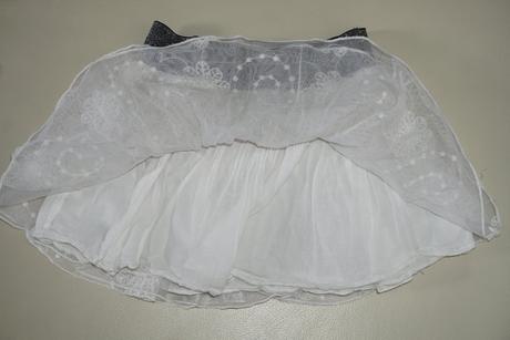 98 sukna s kvietkami,3 r., 98