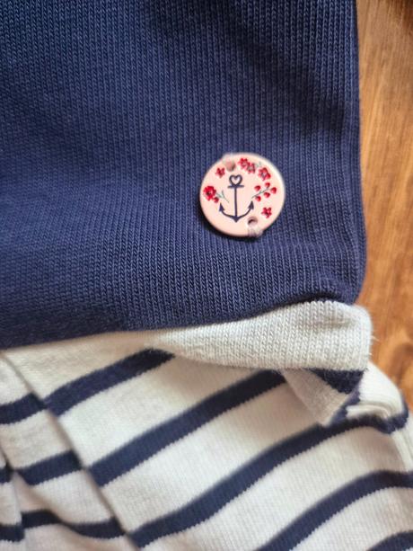 Krasne saty sergent major, sergent major,122