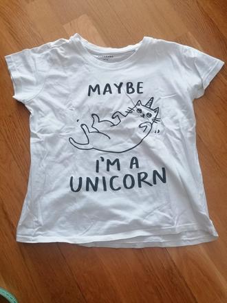 Tricko, reserved,140