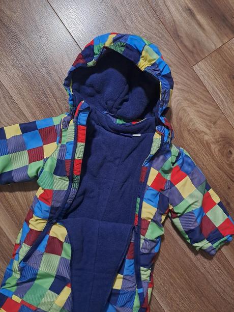Teplý zimný overal, 74