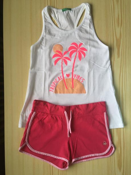 Šortky + tielko benetton veľ. 134, benetton,134
